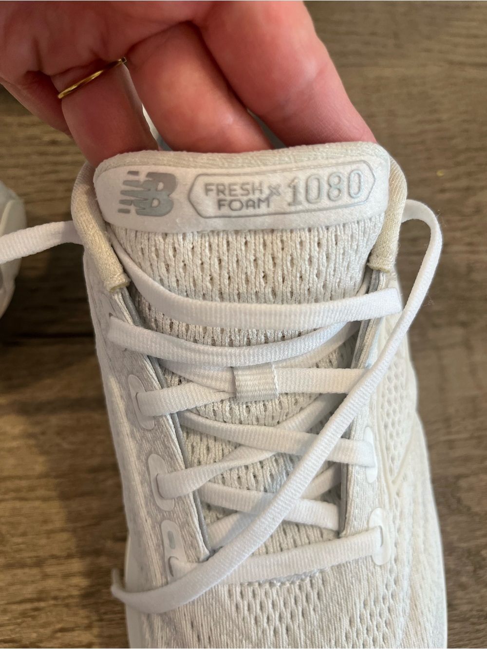 🖤 New Balance 7.5 All-White Lightweight Fresh Foam X 1080 v13 Running Sneakers - Picture 6 of 8